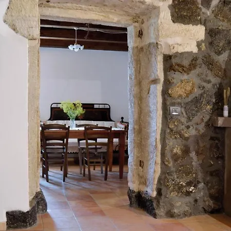 Su Montiju De Sa Falada Manna Apartment Cheremule