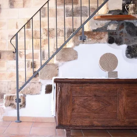 Su Montiju De Sa Falada Manna Cheremule