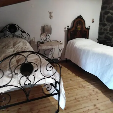 Su Montiju De Sa Falada Manna *